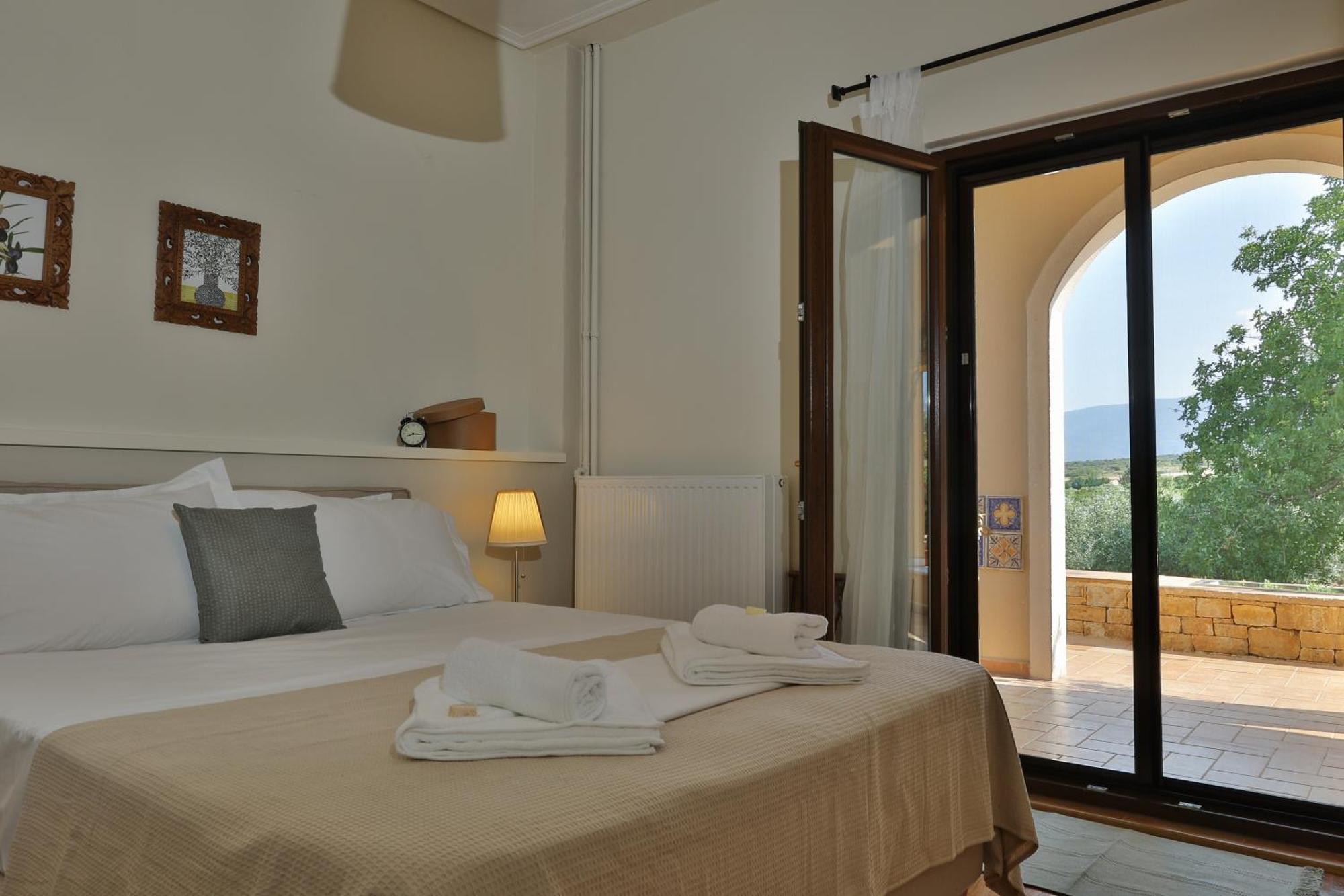 οlives And Vines Seasons Villa *