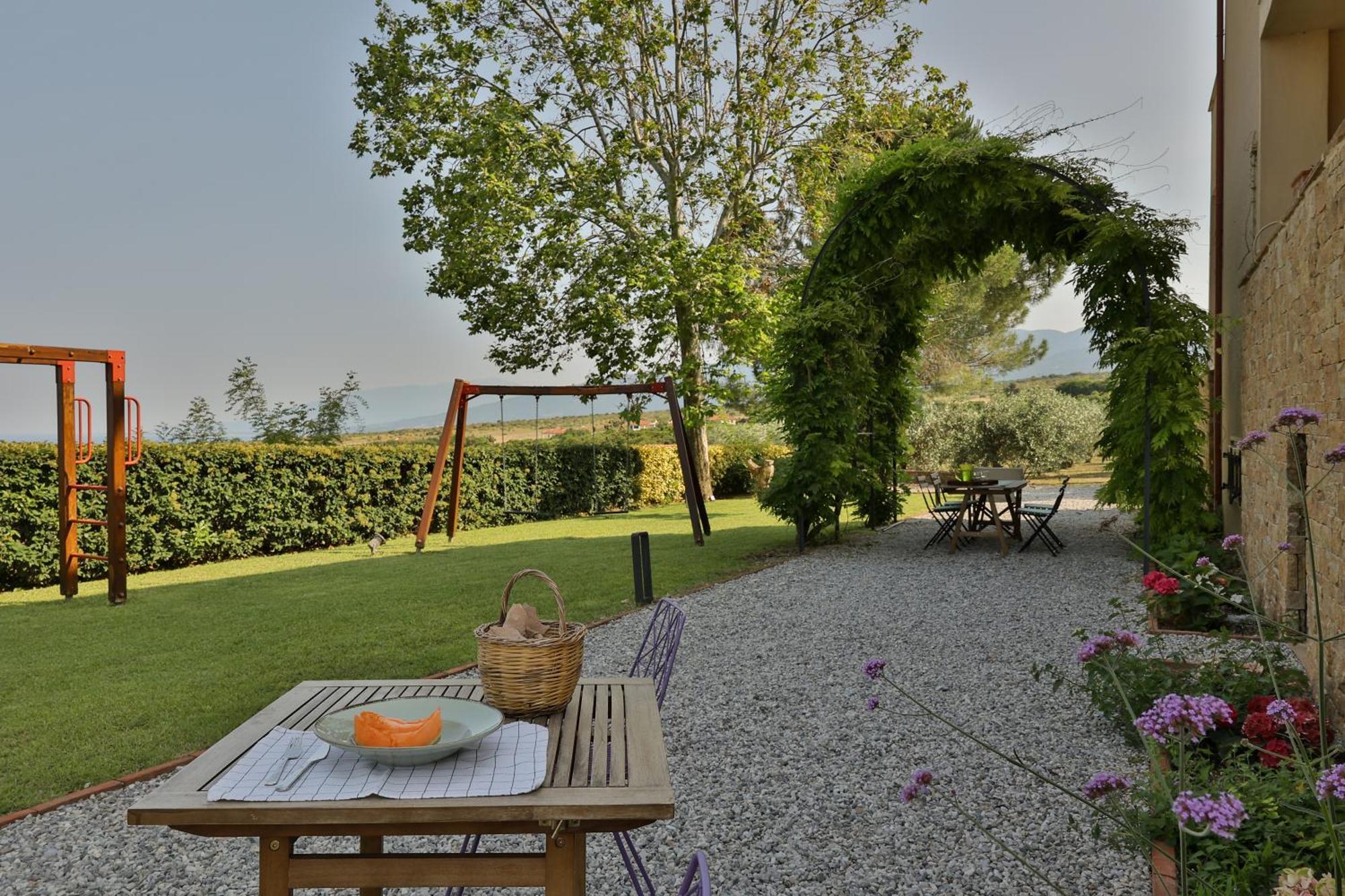οlives And Vines Seasons Villa *